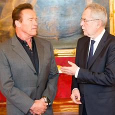 Bundespräsident Van der Bellen trifft Arnold Schwarzenegger 250317